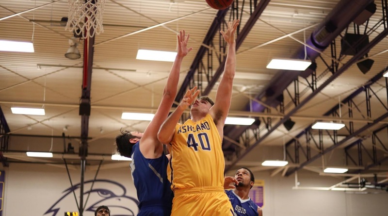Strong Second Half Lifts Eagle Men To 3-0 Start