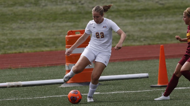 Eagles Score Four In Rout of Charleston
